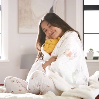 Winnie the Pooh Fleece Throw
