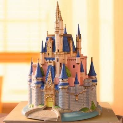 Statuina luminosa del Castello di Cenerentola, D23: The Ultimate Disney Fan Event