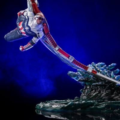 Iron Studios Captain America Sam Wilson Art Scale Deluxe Collectible Figure, The Falcon and the Winter Soldier