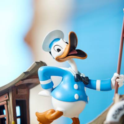 Donald Duck 90th Anniversary Figure, The Wise Little Hen