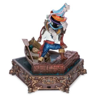 Pirates of the Caribbean Light-Up Figure