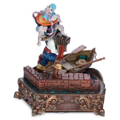 Pirates of the Caribbean Light-Up Figure