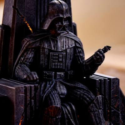 Darth Vader Light-Up Figurine, Star Wars