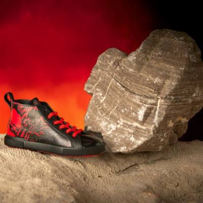 Deportiva coleccionable vinilo edici&oacute;n limitada Star Wars: La venganza de los Sith, Disney Lacers