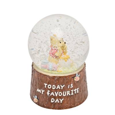 Winnie the Pooh Snow Globe
