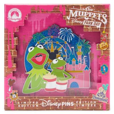 Disneyland The Muppets Disney Park Day Limited Edition Jumbo Pin