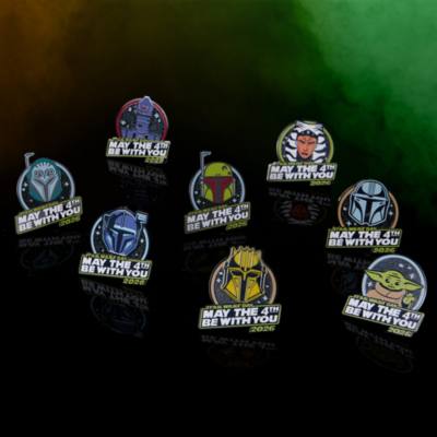 Star Wars Day ''May the 4th Be With You'' 2026 Limited Release Mystery Set, Star Wars: The Mandalorian