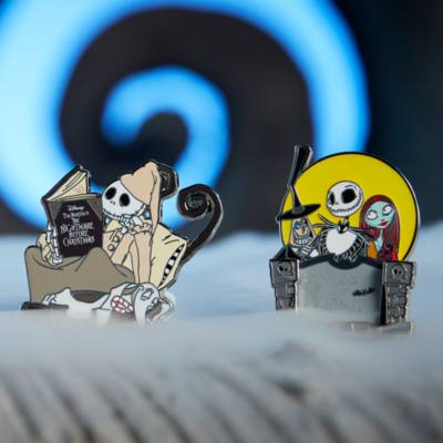 Tim Burtons Nightmare Before Christmas - 30. Geburtstag - Jack Skellington und Zero - Anstecknadel in limitierter Edition