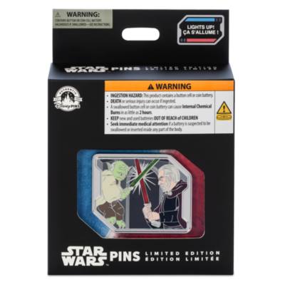 Maxi pin luminosa in edizione limitata Yoda e Conte Dooku, Star Wars: L'attacco dei cloni