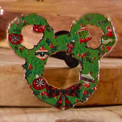 Pin guirnalda icono Mickey Mouse