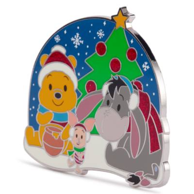 Winnie the Pooh and Friends Festive Pin
