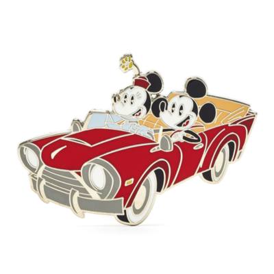 Mickey and Minnie Mouse in Car Pin