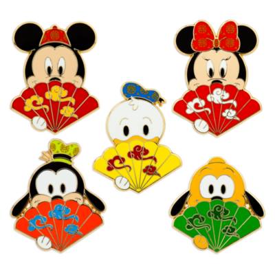 Set pins misteriosos abanicos plegables personajes Disney