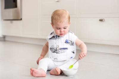 Lot de 3&nbsp;bavoirs &agrave; boutons-pression aden&nbsp;+&nbsp;anais Winnie l'Ourson