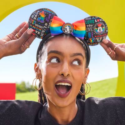 Diadema orejas Mickey Mouse ''Amor'' para adultos, colecci&oacute;n Disney Pride