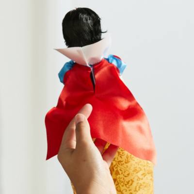 Mu&ntilde;eca cl&aacute;sica Blancanieves