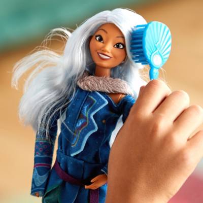 Disney Store Sisu Human Classic Doll, Raya and the Last Dragon