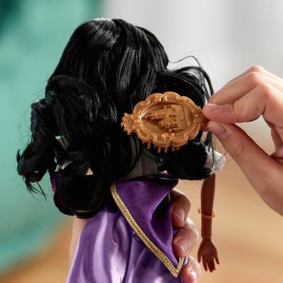 Esmeralda Classic Doll, The Hunchback of Notre Dame
