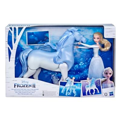 Hasbro - Puppenset aus Elsa mit schwimmendem und laufendem Nokk