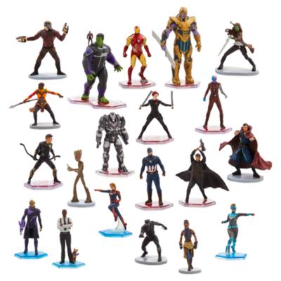 Avengers figurine store set disney