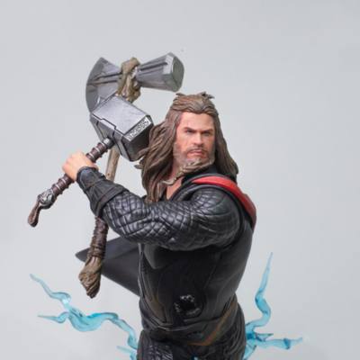 Iron Studios Thor Collectible Figure, Avengers: Endgame