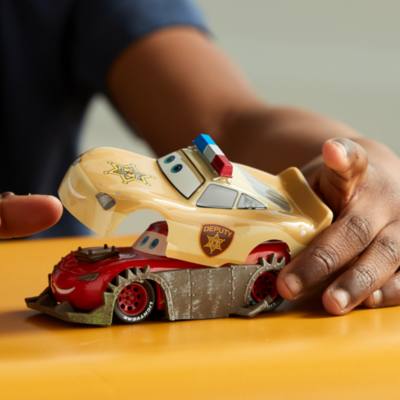 Lightning McQueen Die Cast Set, Disney Pixar Cars on the Road