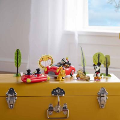 Disney Store Mickey and Minnie's Runaway Railway Remote Control Roadster Set