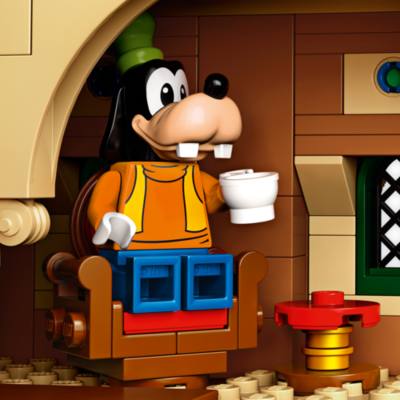 LEGO Disney Specials Disney Train and Station Set 71044