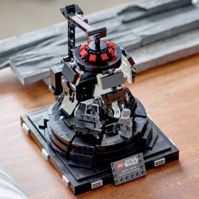 LEGO Star Wars Darth Vader Meditation Chamber Set 75296