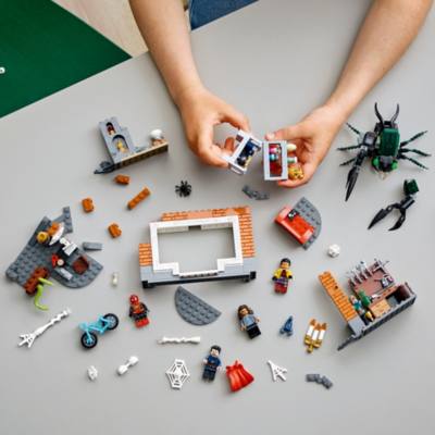 LEGO Marvel Studios Spider-Man at the Sanctum Workshop Set 76185