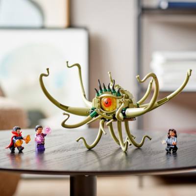 LEGO Marvel Gargantos Showdown Set 76205