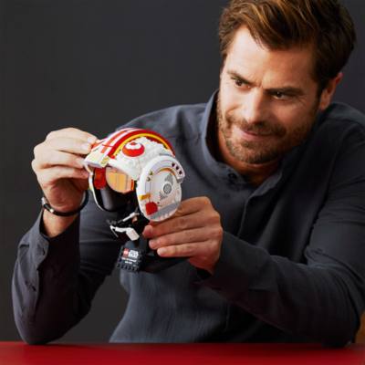 LEGO Star Wars&nbsp;75327&nbsp;Le casque Red Five de Luke Skywalker