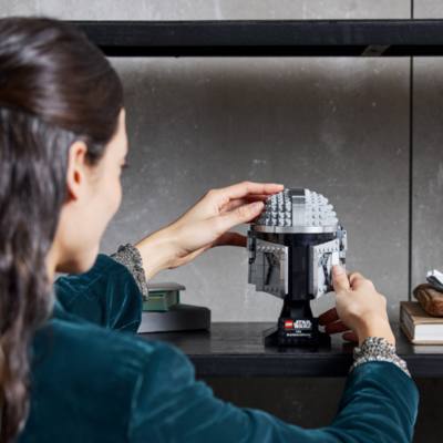 LEGO Star Wars: The Mandalorian Helmet Set 75328