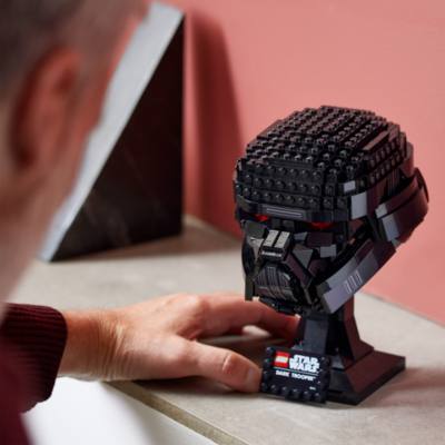 LEGO Star Wars The Mandalorian Dark Trooper Set 75343
