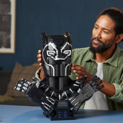 LEGO Marvel Black Panther Model Set 76215