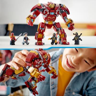 LEGO Marvel The Hulkbuster: The Battle of Wakanda Set 76247