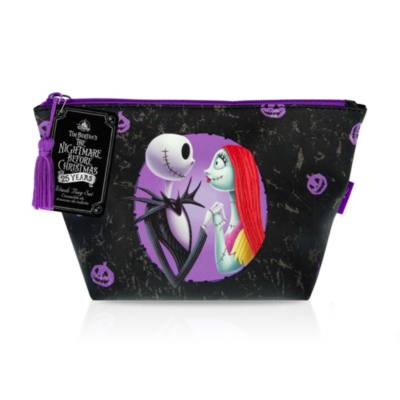 Mad Beauty The Nightmare Before Christmas Wash Bag Set