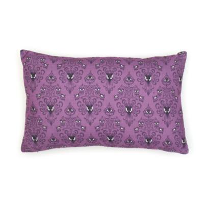 Coj&iacute;n La mansi&oacute;n encantada, Disney Store