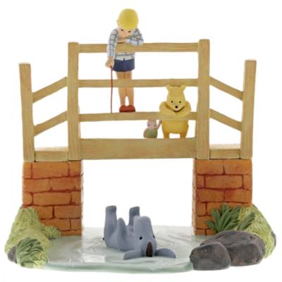 Enesco Winnie The Pooh And Friends Enchanting Disney