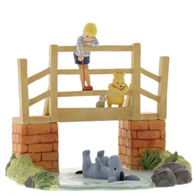 Enesco Winnie The Pooh And Friends Enchanting Disney Figurine