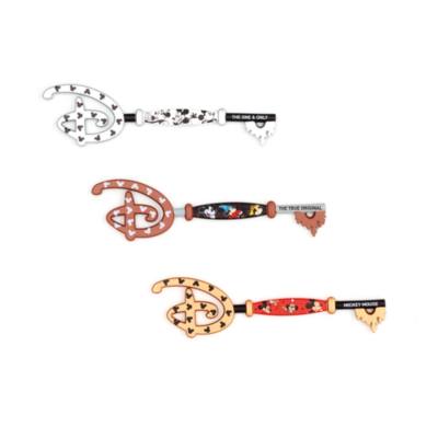 Disney Store Mickey Through the Years Opening Ceremony Keys