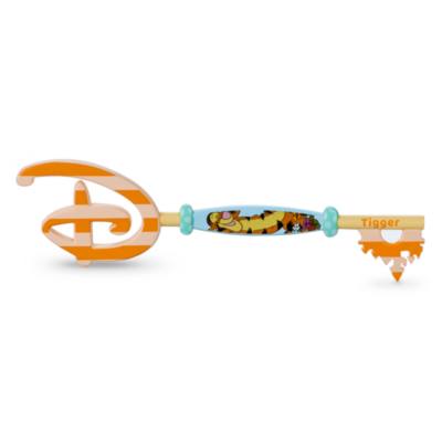 Disney Store Winnie the Pooh and Friends Easter Mystery Collectible Key