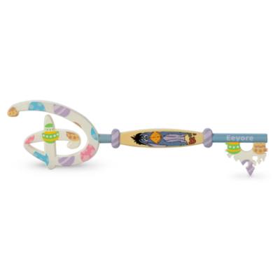 Disney Store Winnie the Pooh and Friends Easter Mystery Collectible Key