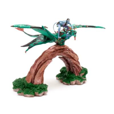 Neytiri with Banshee Figurine, Avatar