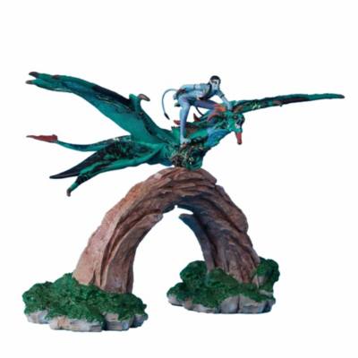 Neytiri with Banshee Figurine, Avatar