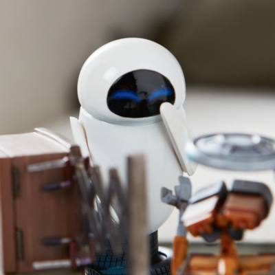 Disney Store WALL-E and EVE Figurine