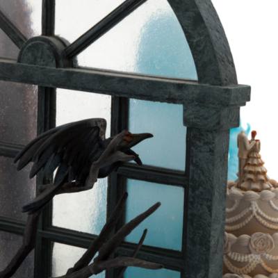 Figura sonido e iluminaci&oacute;n Constance Hatchaway (''la novia''), La mansi&oacute;n encantada