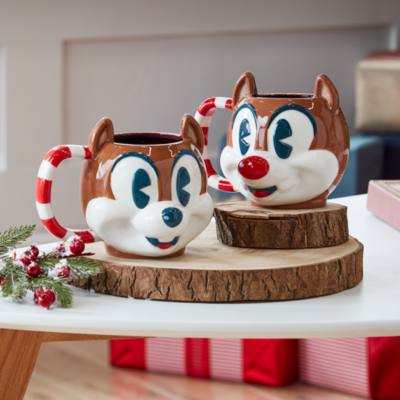 Disney Store Chip 'n' Dale Walt's Holiday Lodge Mugs