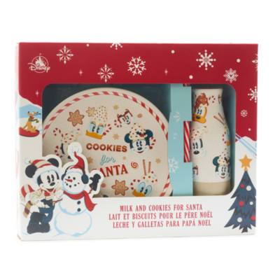 Disney Store Mickey Mouse and Friends Milk and Cookies Set, Walt's Holiday Lodge
