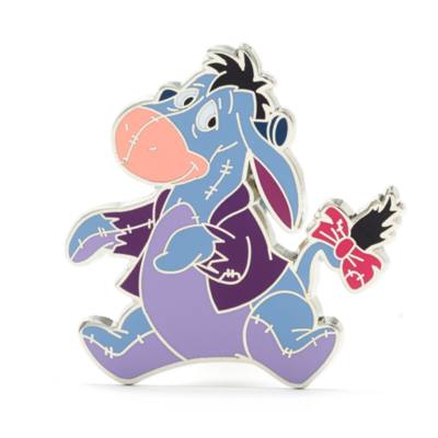 Disney Store Winnie the Pooh and Friends Halloween 2022 Pin Set